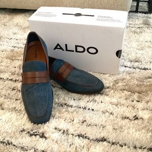 ALDO MEN SHOES SIZE 10 BLUE DENIM STYLING WITH BROWN LEATHER DETAIL
